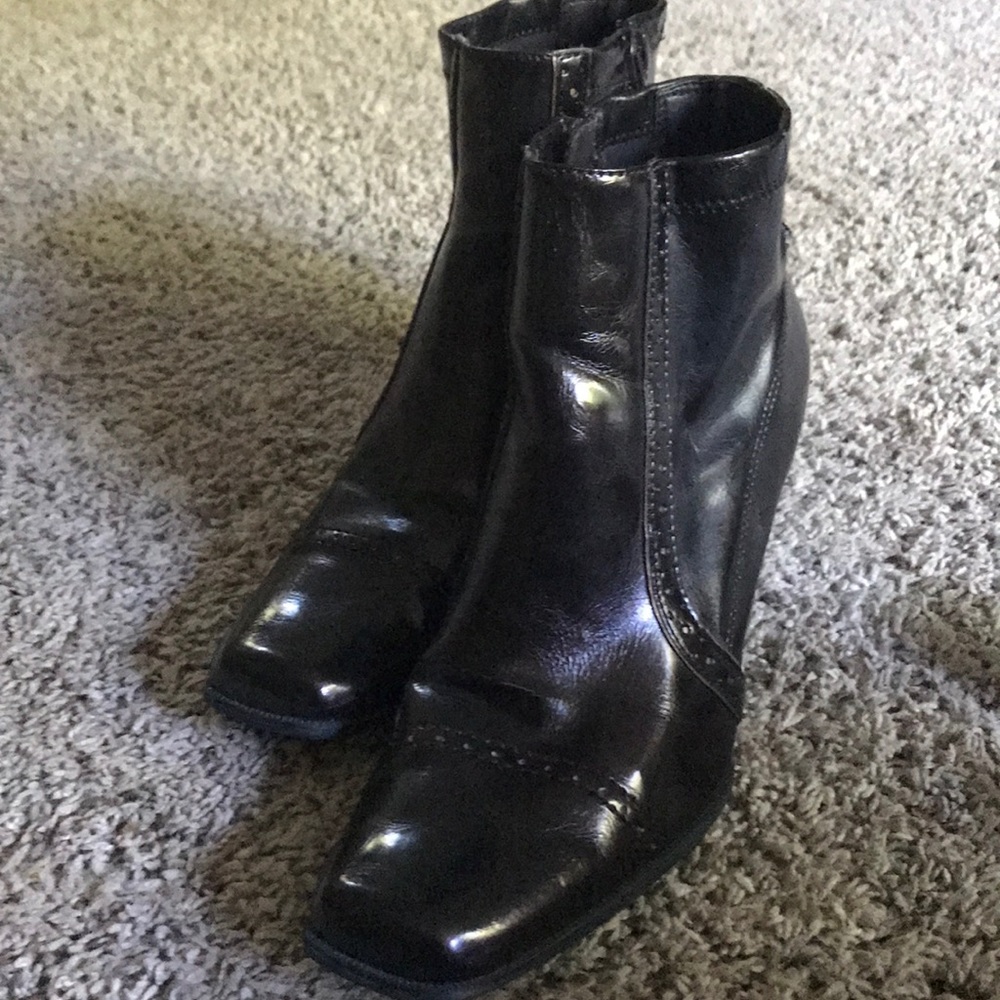 Nickel 6 ankle boots size 6 1/2